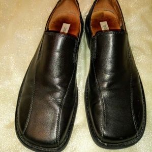 Steve Madden Leather Loafer